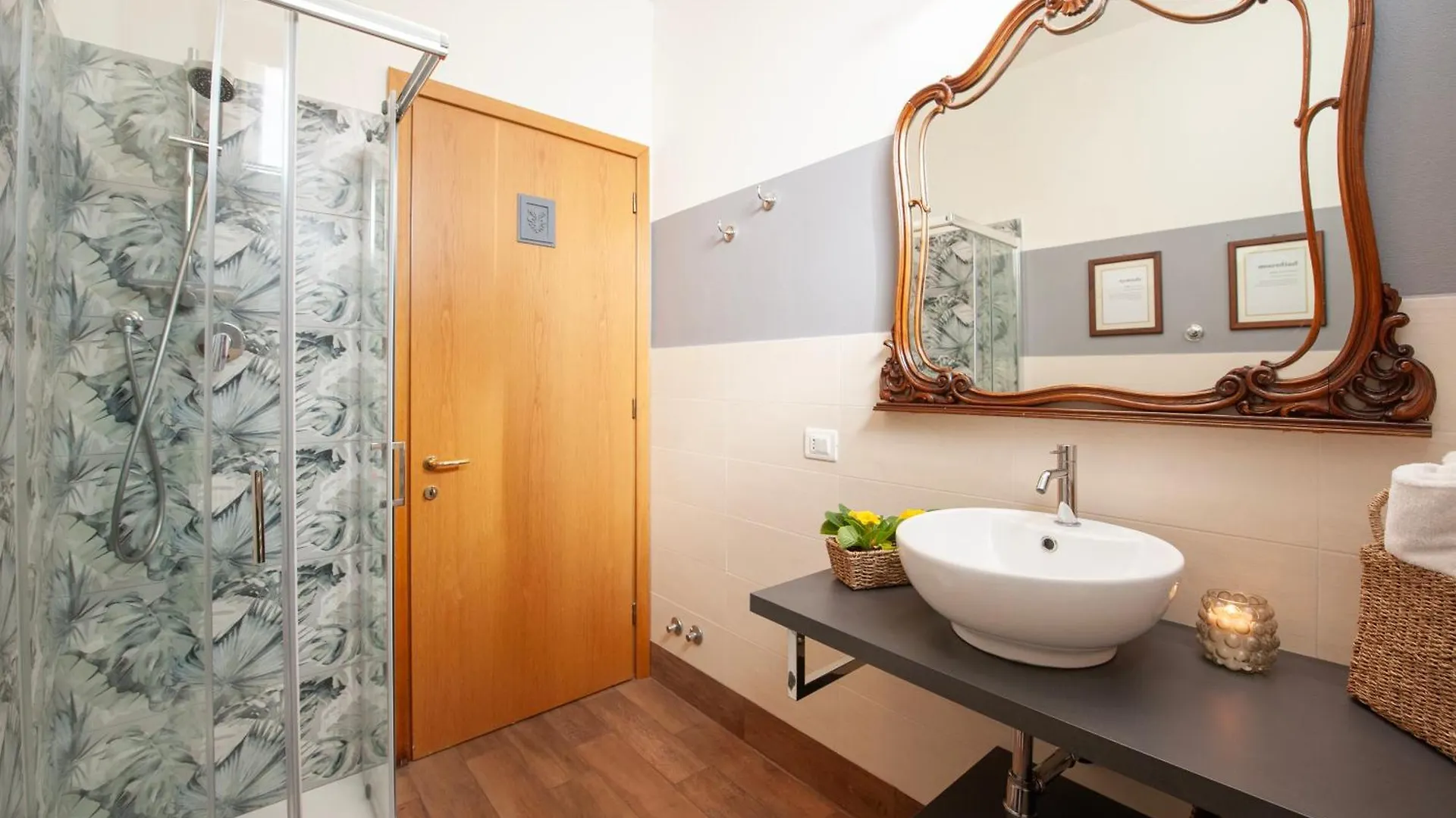 Casa Sorelle - Flo Apartments Florence