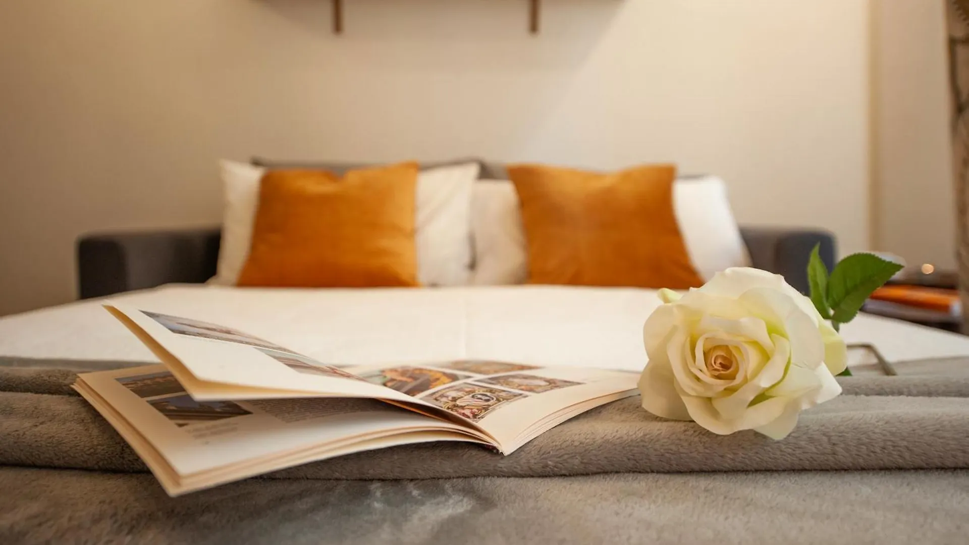 Casa Sorelle - Flo Apartments Florence