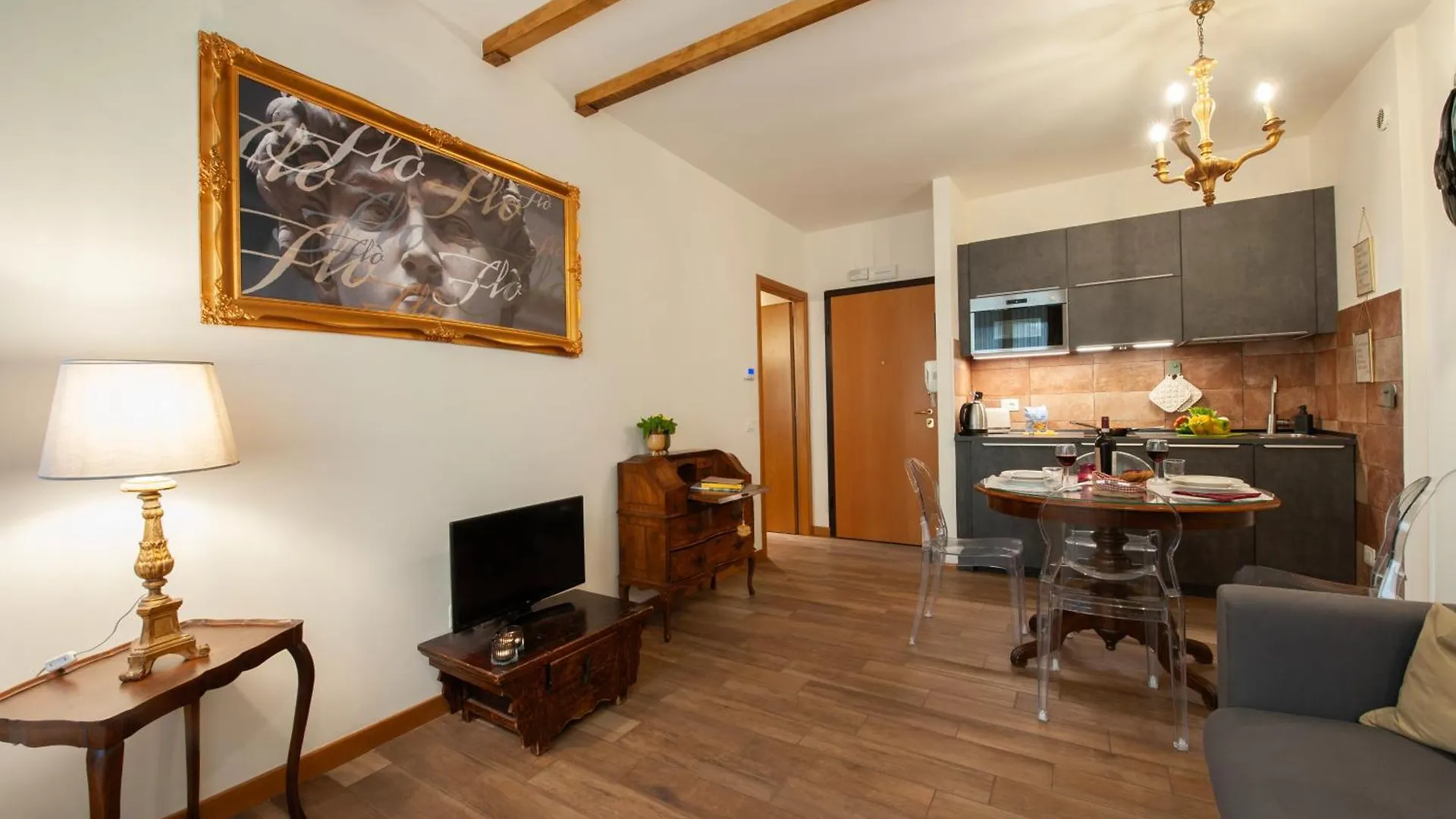 Casa Sorelle - Flo Apartments Florence 0*,  Italy