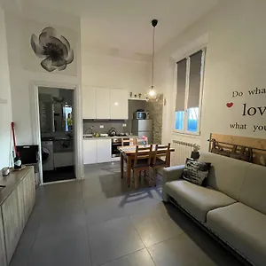Meri Firenze
