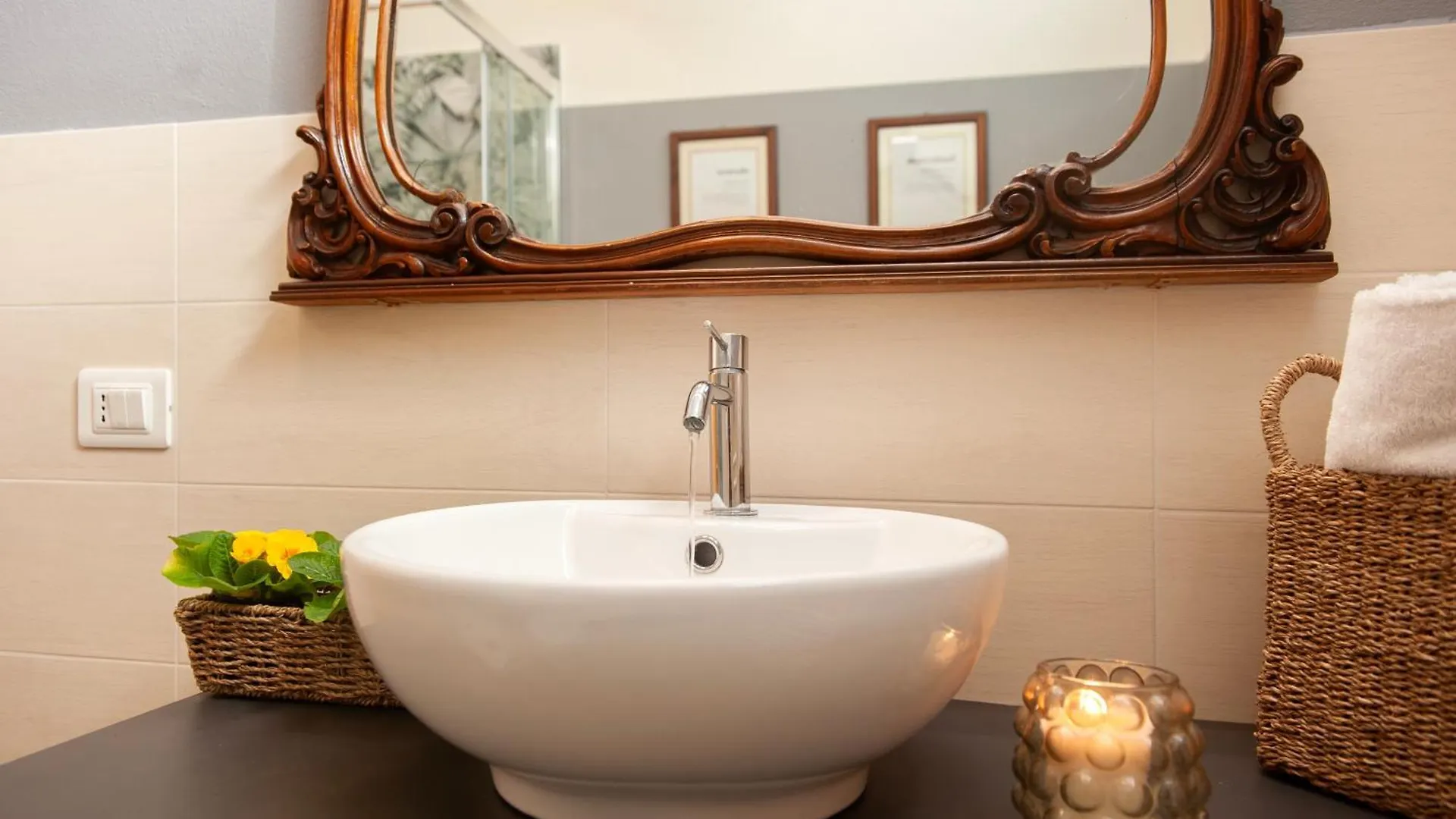 Casa Sorelle - Flo Apartments Florence