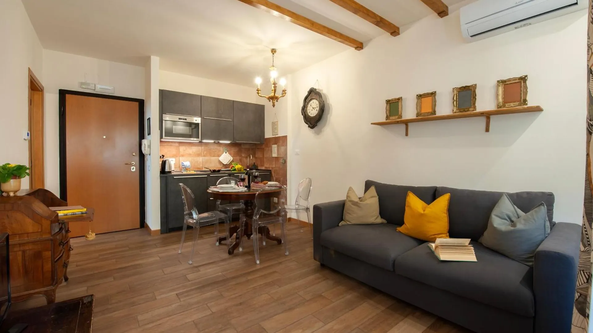 Casa Sorelle - Flo Apartments Florence